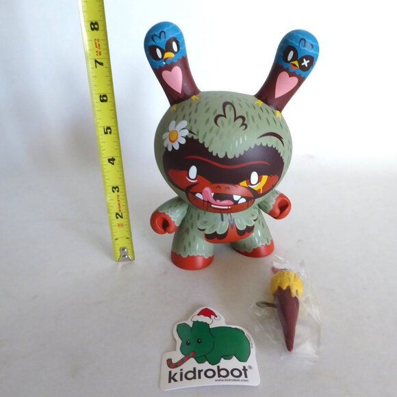 NEW 2009 8” KIDROBOT KRONK TREE HUGGER APE DUNNY DESIGNER ART VINYL FIGURE - Picture 3 of 15